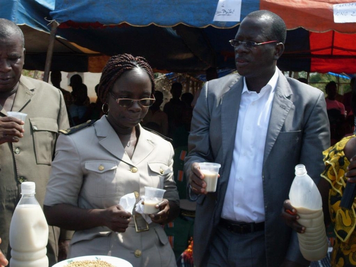 Promotion du soja par l`Ong 2A: l`agriculteur en action